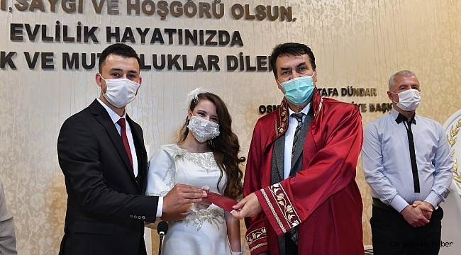Osmangazi&#039;de 6 bin 52 çift mutluluğa &#039;evet&#039; dedi