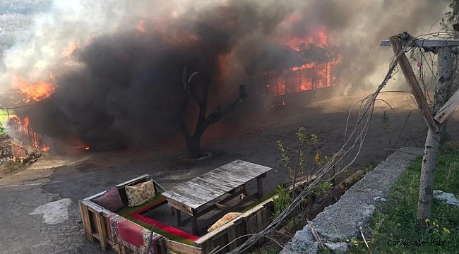 Park halinde alev alan traktör çiftlik evini küle döndürdü