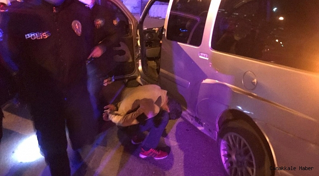 Polisten 30 dakika boyunca kaçtı, yakalanınca &#039;Benim abim de polis&#039; dedi