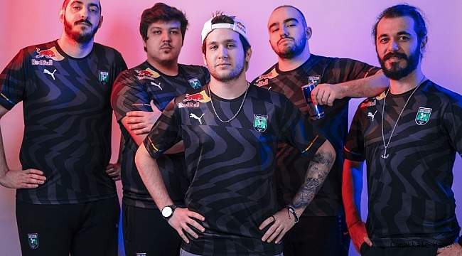 Red Bull, Futbolist takımı ile işbirliği yaptı