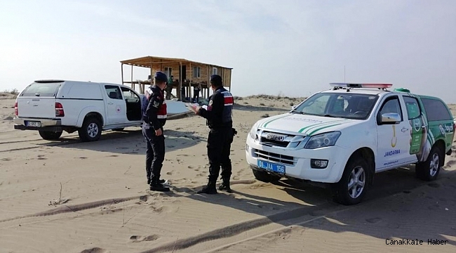 Sit alanına baraka ve çadır kurmuşlar