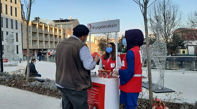 Stant açarak kan bağışının önemi anlattılar