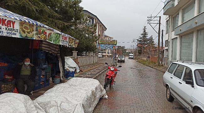 Şuhut&#039;ta sağanak yağmur etkili oldu