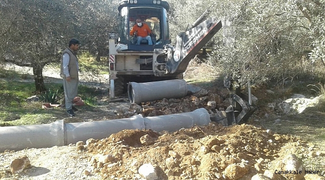 Tarsus'ta büz boru döşeme çalışmaları