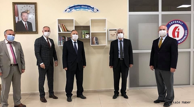 Tavşanlı&#039;da kamu kurumlarına mini kütüphaneler kuruldu