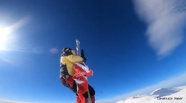 Uludağ&#039;ın zirvesindeki bayrağı dağcılar yeniledi