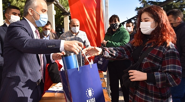 Üniversite adaylarına Bursa Büyükşehir desteği