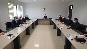 Vali Aktaş kaymakamlarla toplantı gerçekleştirdi