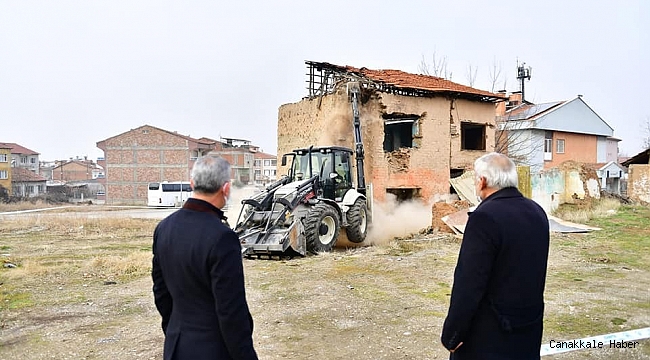 Yeşilyurt&#039;ta Melekbaba Mahallesi&#039;nde dönüşüm yatırımlarına hız verildi