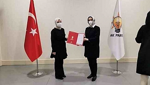 Ak Parti Çan Kadın Kolları’nın yeni başkanı belli oldu