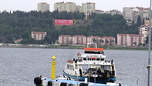 Gökçeada feribot seferlerine fırtına engeli