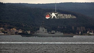 İspanya savaş gemisi Çanakkale Boğazı'ndan geçti