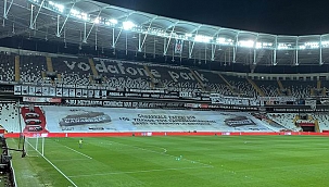 Kartallar Çanakkale Zaferi’ni unutmadı