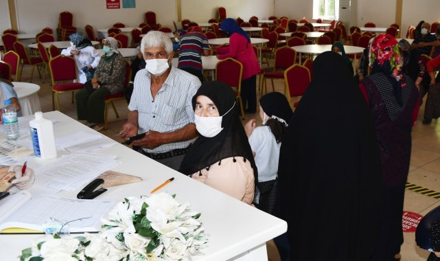 230 kişinin aşısı yapıldı