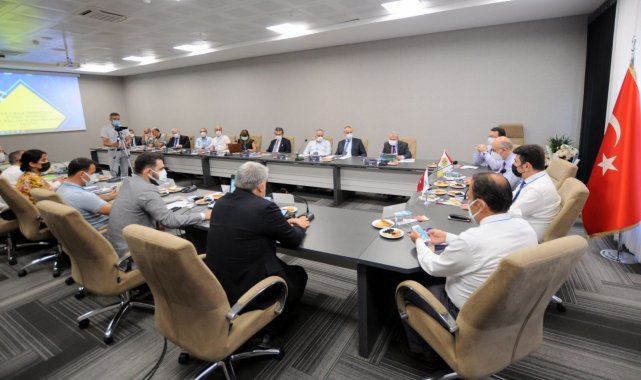 7 Aralık Üniversitesi ile İstanbul Üniversitesi tarafından çalıştay düzenlendi