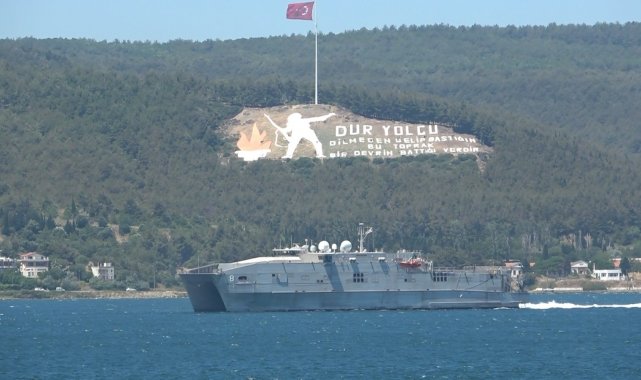 ABD Donanması&#039;na ait &#039;USNS Yuma&#039;, Çanakkale Boğazı&#039;ndan geçti