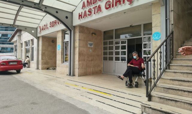 Acemi kasaplar kurban yerine kendini kesti