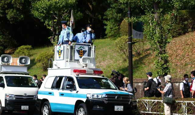 Açılışına saatler kala olimpiyat karşıtları Tokyo'da sokaklara çıktı