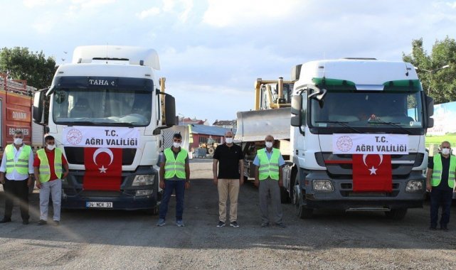 Ağrı'dan Antalya'daki yangınlara iş makinesi desteği