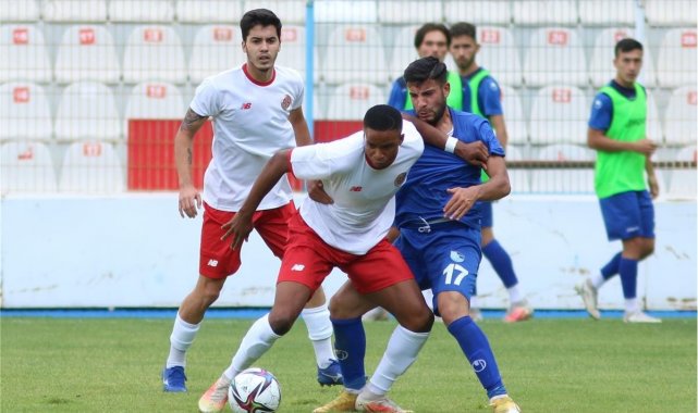 Antalyaspor'un Erzurum kampı verimli geçti