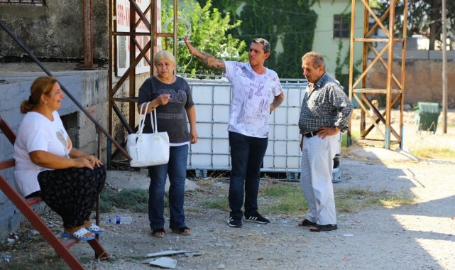 Babasını vurmak isterken başkasını vurdu