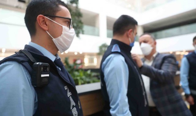 Bağcılar zabıtasında "Yaka kamerası" dönemi başladı