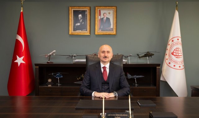 Bakan Karaismailoğlu: "68 bin 577 km yolda, bin ekip, 5 bin 383 personel, bin 513 makine ile görev yapılacak"