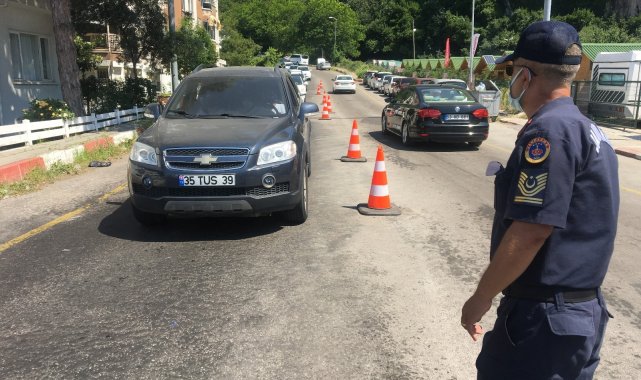 Bartın'ın İnkumu sahili araç girişlerine kapatıldı