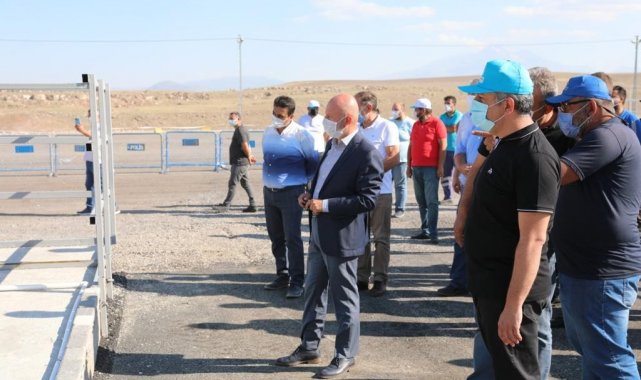 Başkan Çolakbayrakdar kurban kesim yerinde