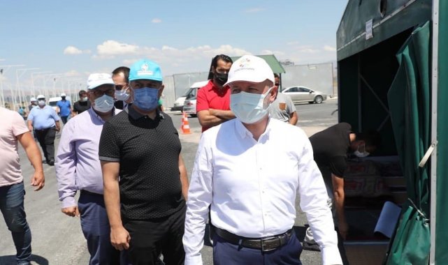 Başkan Çolakbayrakdar modern kurban kesim yerinde