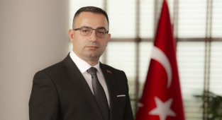 Başkan Erdoğan: "Hiç kimse Türkiye'yi istikbaliyle sınamaya kalkmasın"