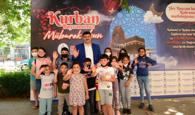 Başkan Oğuz vatandaşların bayramını kutladı