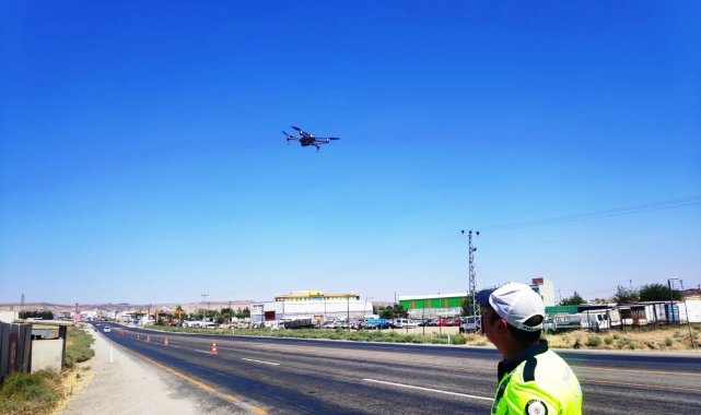 Bayram&#039;da kazaları en aza indirmek için dronlu denetim yapılıyor