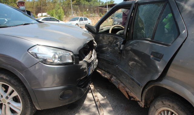 Bilecik&#039;te meydana gelen trafik kazasında 2 kişi yaralandı