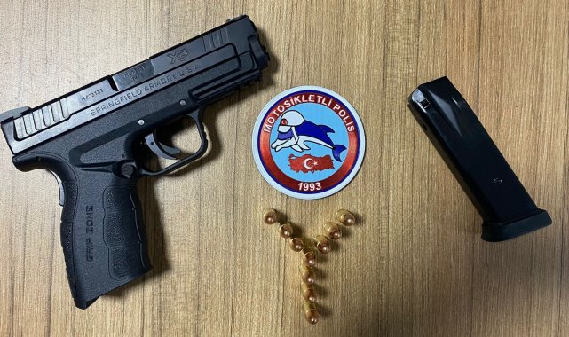 Birçok suçtan kaydı bulunan şahıs ruhsatsız tabancayla yakalandı