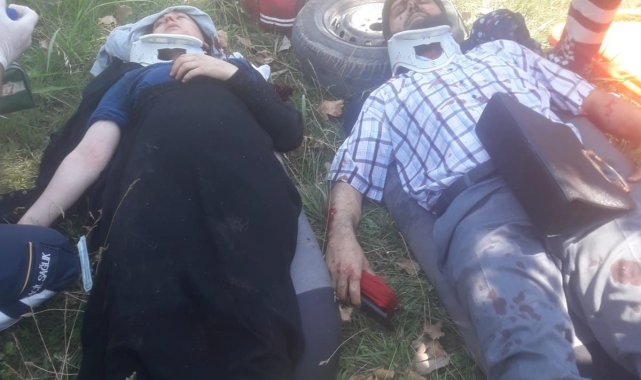 Bursa'da meydana gelen kazada otomobil ikiye bölündü