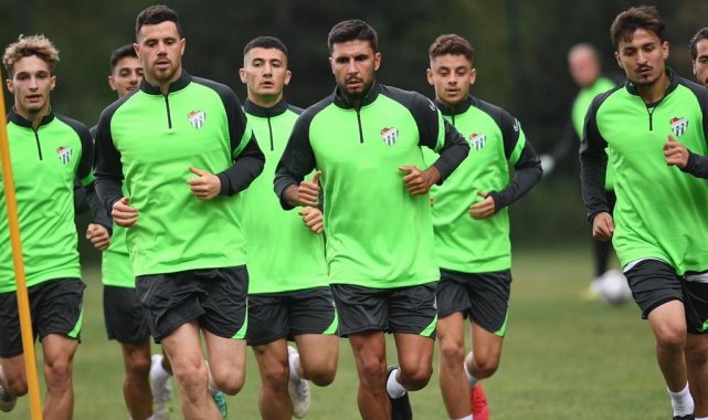 Bursaspor, Bolu kampının ilk antrenmanını gerçekleştirdi