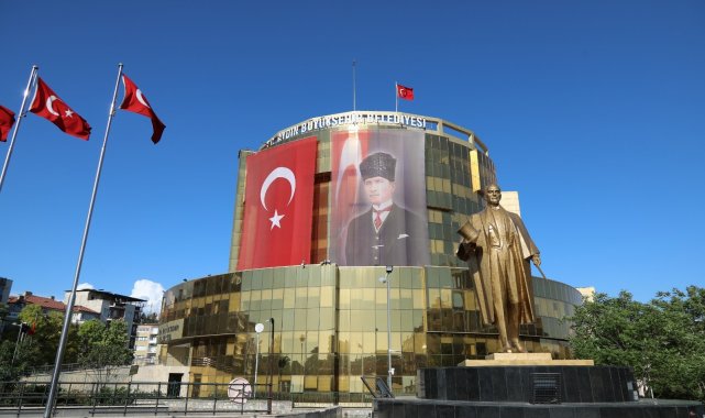 Büyükşehir&#039;in &#039;Askıda Su Faturası&#039; kampanyası devam ediyor