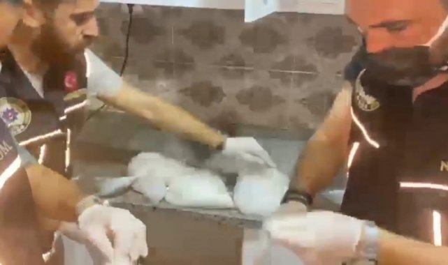 Buzdolabından 3.5 kilo uyuşturucu çıktı