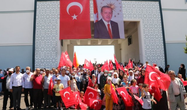 Cumhurbaşkanı Erdoğan'ın Diyarbakır programına damga vuran görüntüler