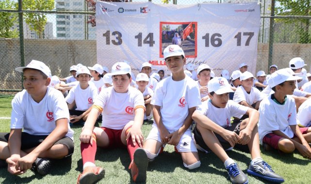 Diyarbakır'da 15 Temmuz şehitleri anısına "Spora Gel Vatan Turnuvası" yapıldı