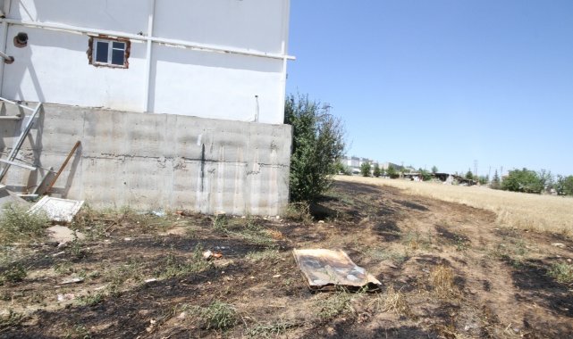 Ekili alanda çıkan yangın silah fabrikasına sıçramadan söndürüldü