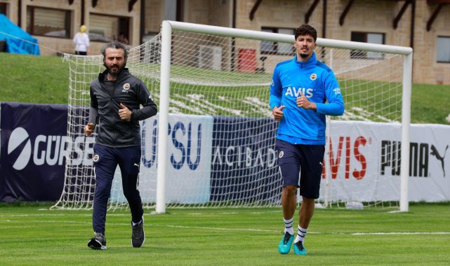 Fenerbahçe&#039;den Topuk Yaylası&#039;nda neşeli antrenman