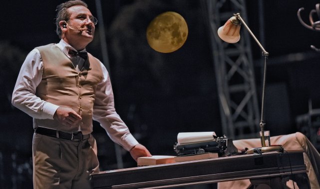 Ferhat Göçer&#039;den tiyatral şölen