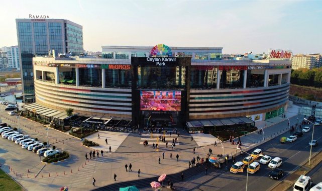 Güneydoğu Anadolu&#039;nun ritmi Ceylan Karavil Park AVM&#039;de atıyor