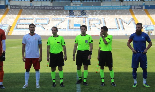 Hakemler stadyumu karıştırdı maç 35 dakika geç başladı