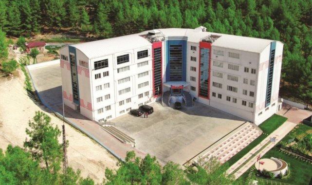 İkra Koleji kurumlarla işbirliği protokolü imzaladı