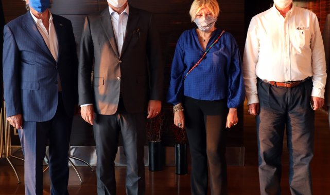 İzmir iş dünyası: &quot;Aşı kartı uygulaması ile tekrar kapanmaların önüne geçmek mümkün&quot;