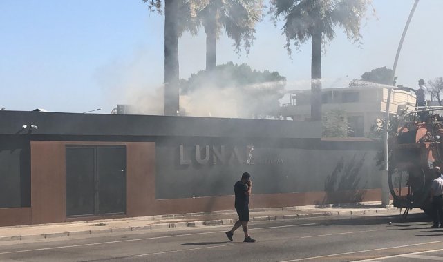 İzmir&#039;de korkutan baca yangını