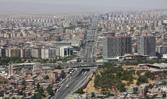 Jandarma Diyarbakır'da 540 aracı havadan denetledi